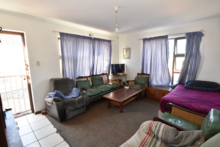 6 Bedroom Property for Sale in Norwood Western Cape